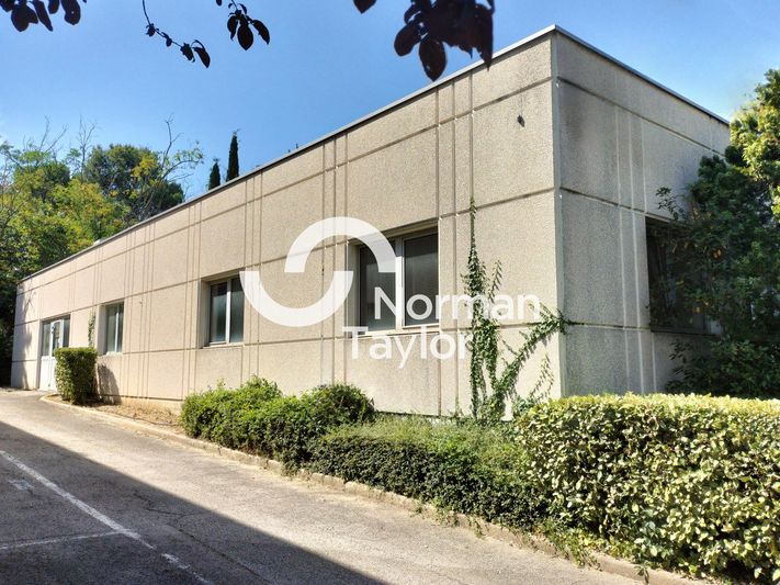 Location bureaux 460 m² non divisibles