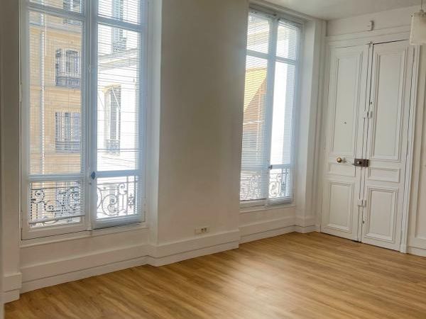 Location Bureaux 60 m² non divisibles