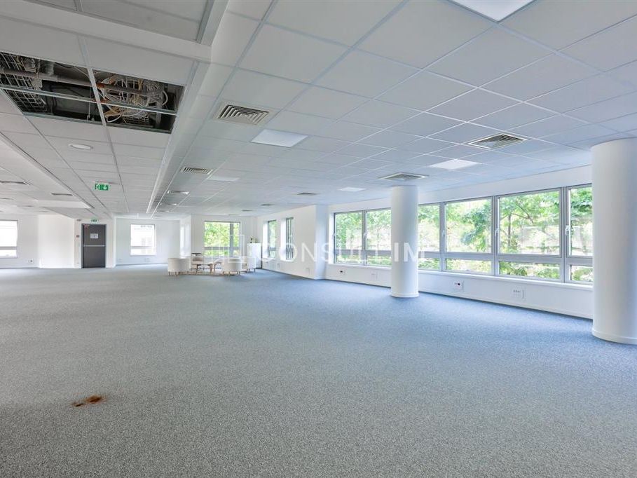 Location Bureaux 379 m² non divisibles