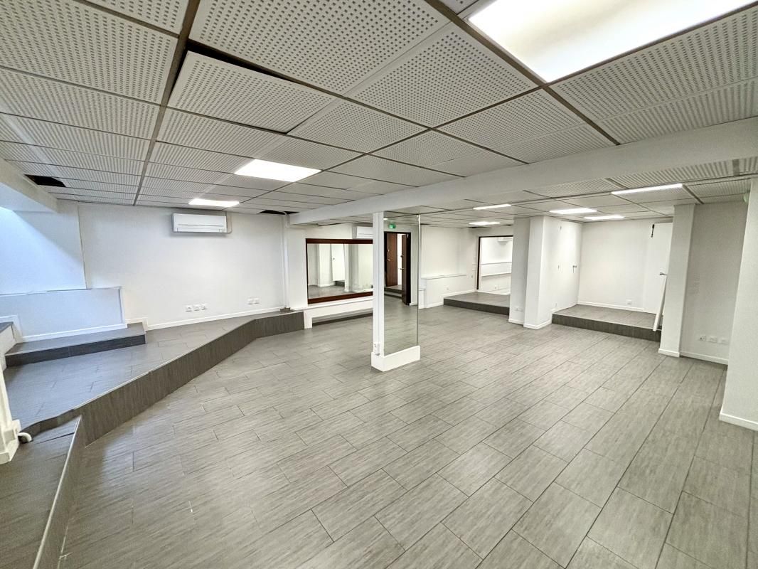 Location Bureaux 130 m² non divisibles