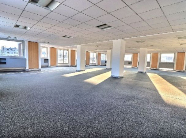 Location Bureaux 1036 m² non divisibles