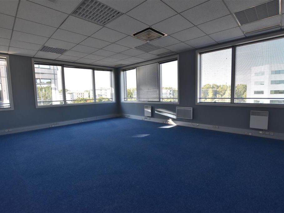 Vente Bureaux 239 m² non divisibles