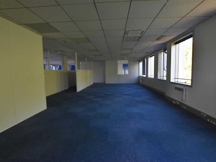 Vente Bureaux 198 m² non divisibles