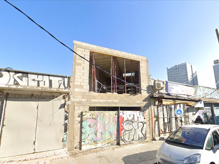 Vente local commercial 367 m² non divisibles