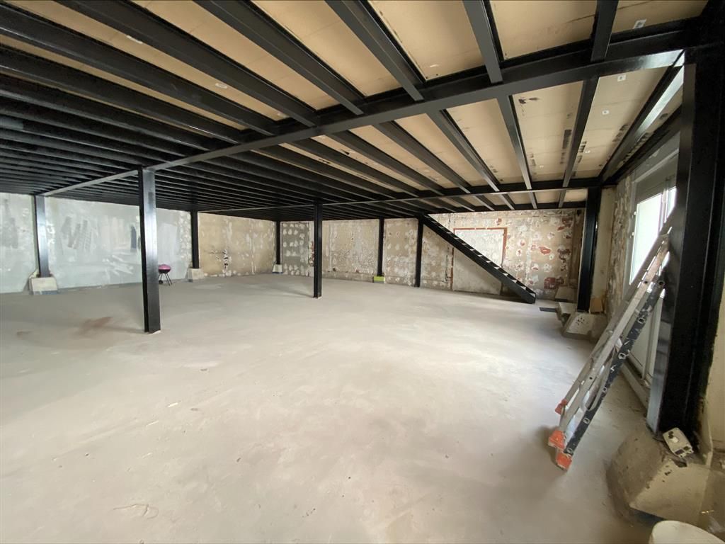 Location Bureaux 240 m² non divisibles