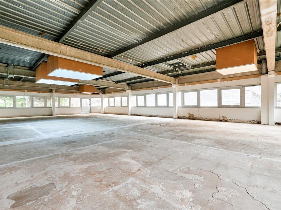 Location bureaux 2306 m² divisibles à partir de 255 m²