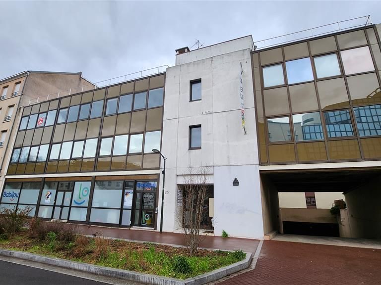 Location bureaux 302 m² non divisibles