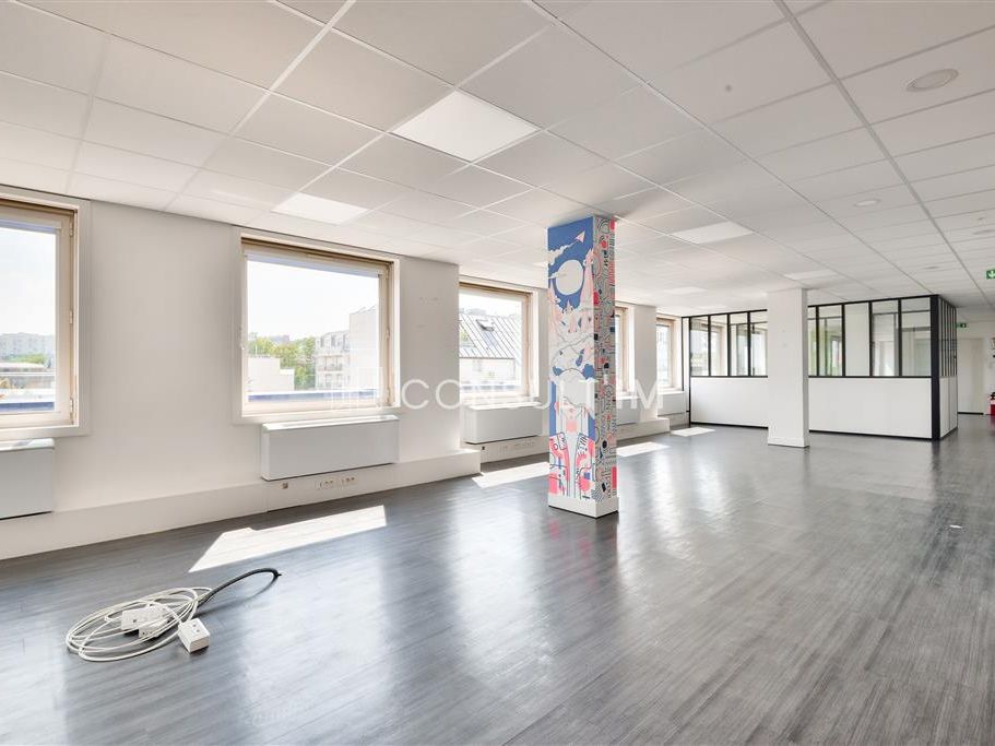 Vente Bureaux 303 m² non divisibles