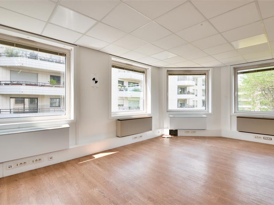 Vente Bureaux 374 m² non divisibles
