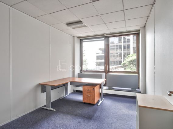 Location Bureaux 216 m² non divisibles