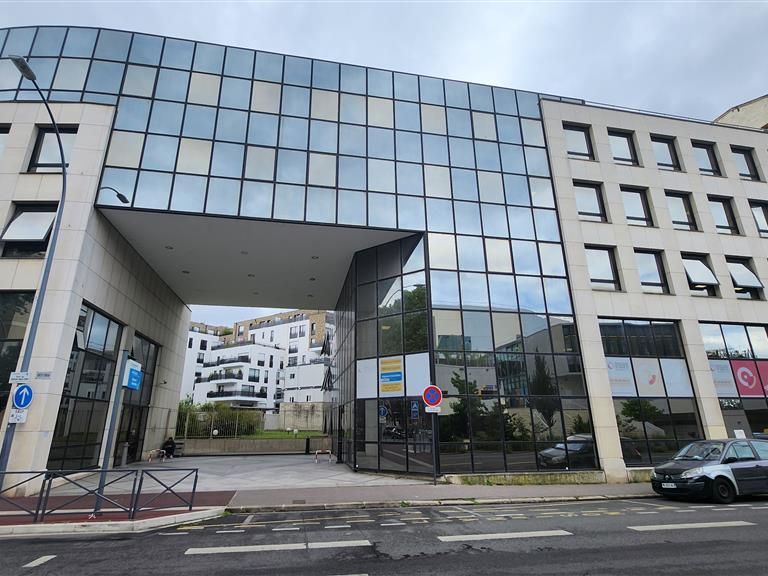 Location Bureaux 124 m² non divisibles