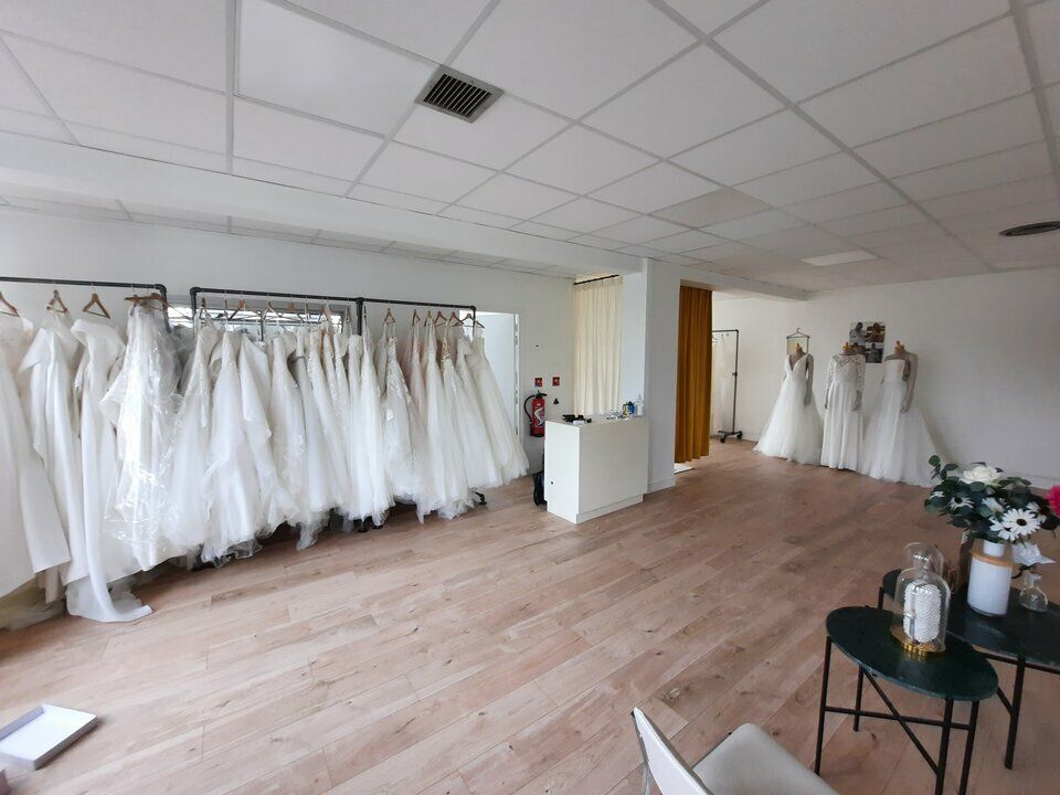 PLATEAU NORD - PARKING - PAS DE TVA.