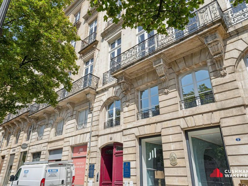 TRIANGLE D'OR, BUREAUX A LOUER