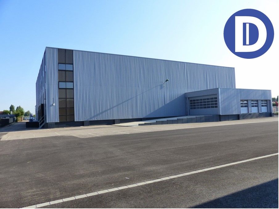 Location activites 1900.00 m² non divisibles