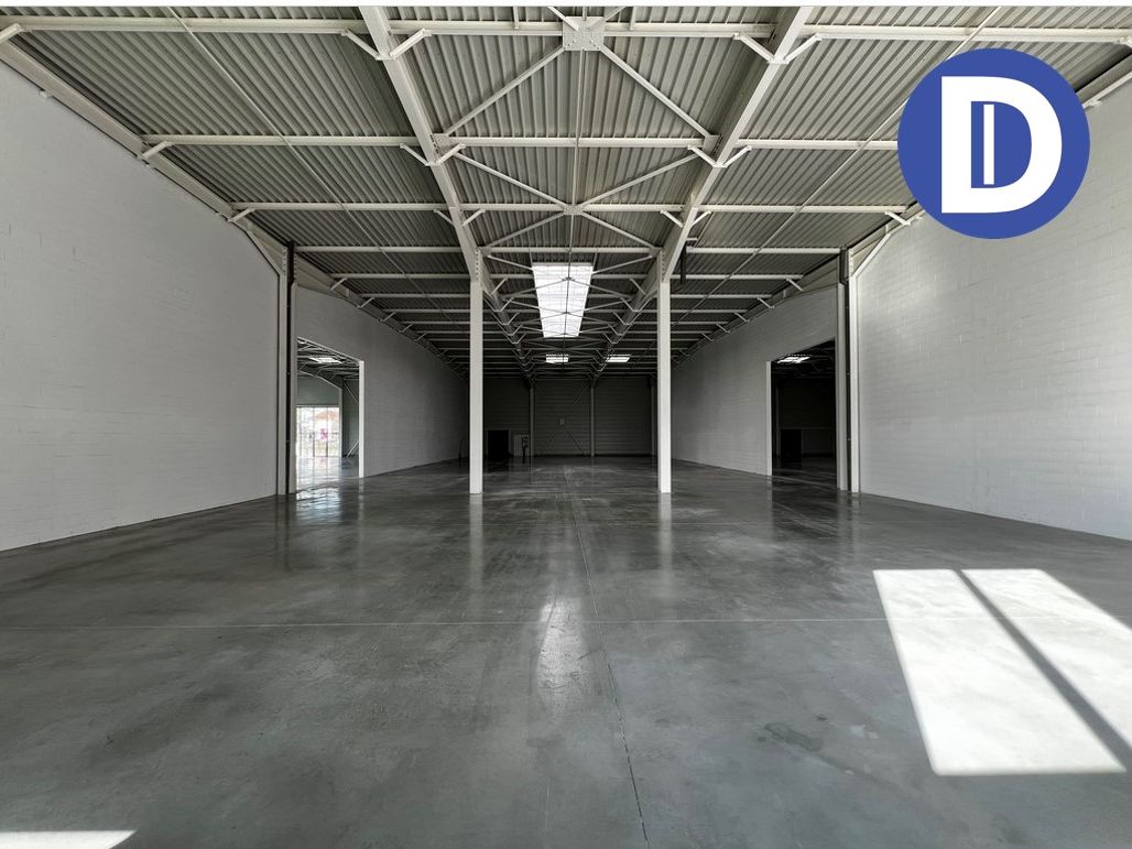 Location activites 770.00 m² non divisibles