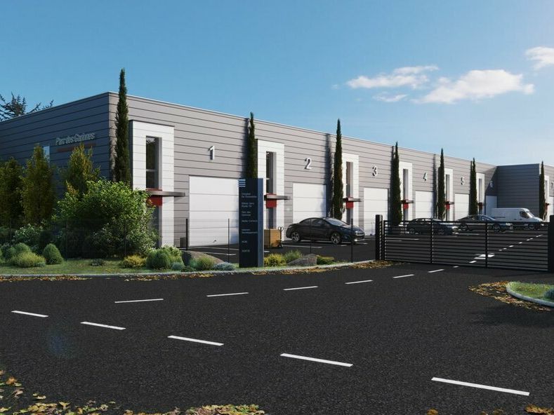 Vente local d''activites 2755 m² divisibles à partir de 112.76 m²