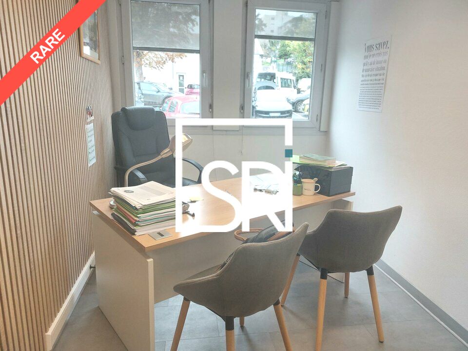 Bureau à vendre - 836 m²