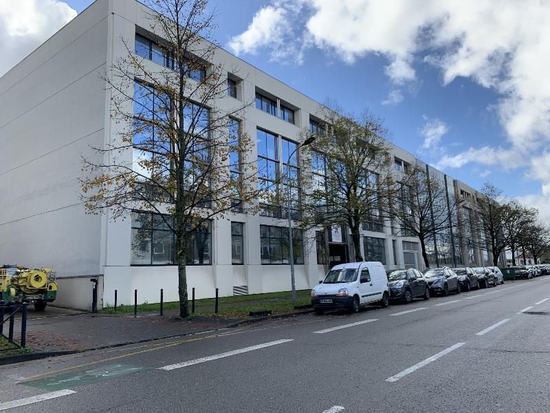 Location bureaux 304 m² non divisibles