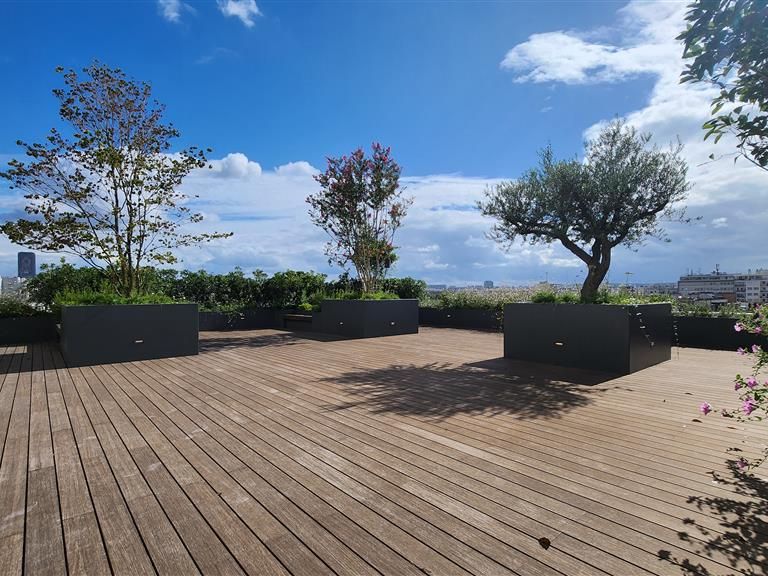 Location bureaux 1360 m² divisibles à partir de 290 m²