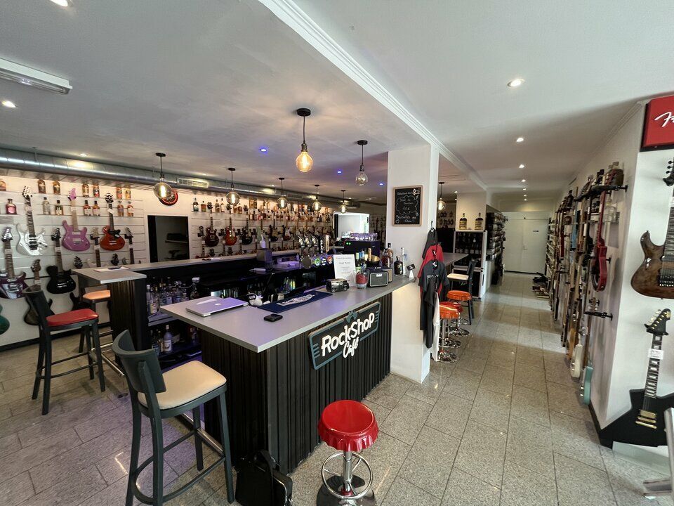 LOCAL COMMERCIAL de 660m²