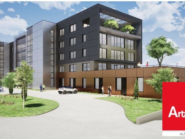 LOCAL COMMERCIAL à LOUER de 1536m² DIVISIBLE à PARTIR DE 338 m²