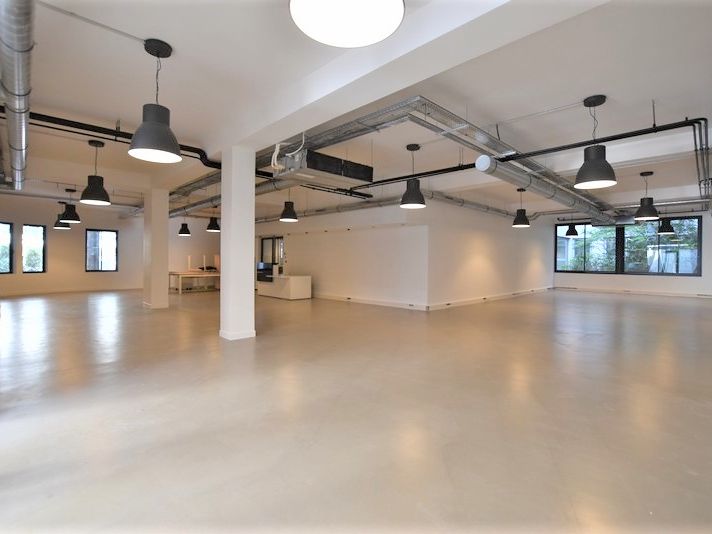 Location bureaux 216 m² non divisibles