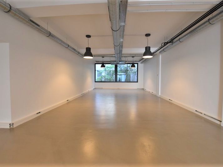 Location bureaux 216 m² non divisibles