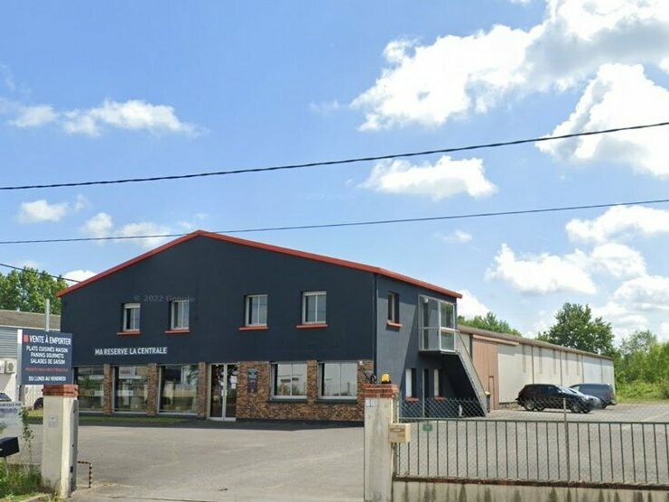 Vente local d''activites 1331 m² non divisibles