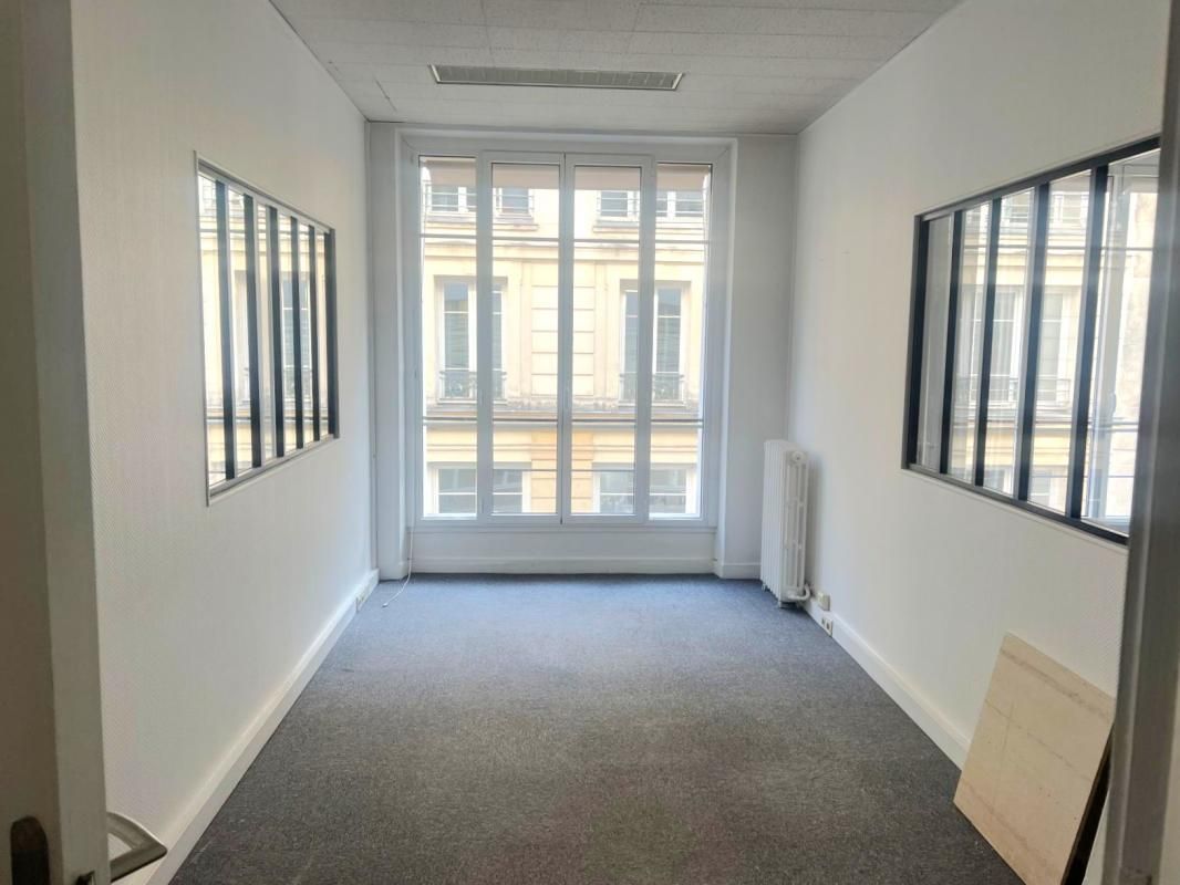 Location bureaux 118 m² non divisibles