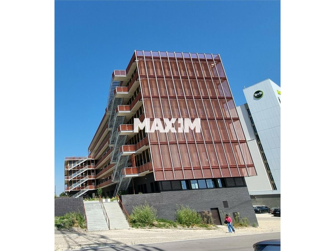 Location bureaux 1116.25 m² divisibles à partir de 77.3 m²