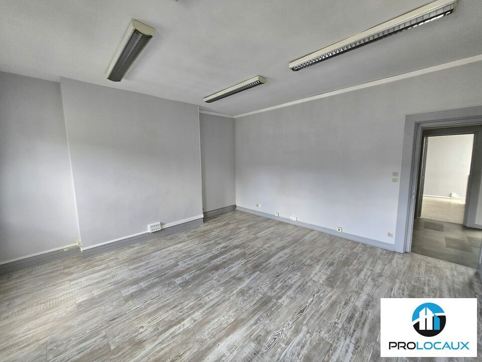 Location bureaux 106 m² non divisibles