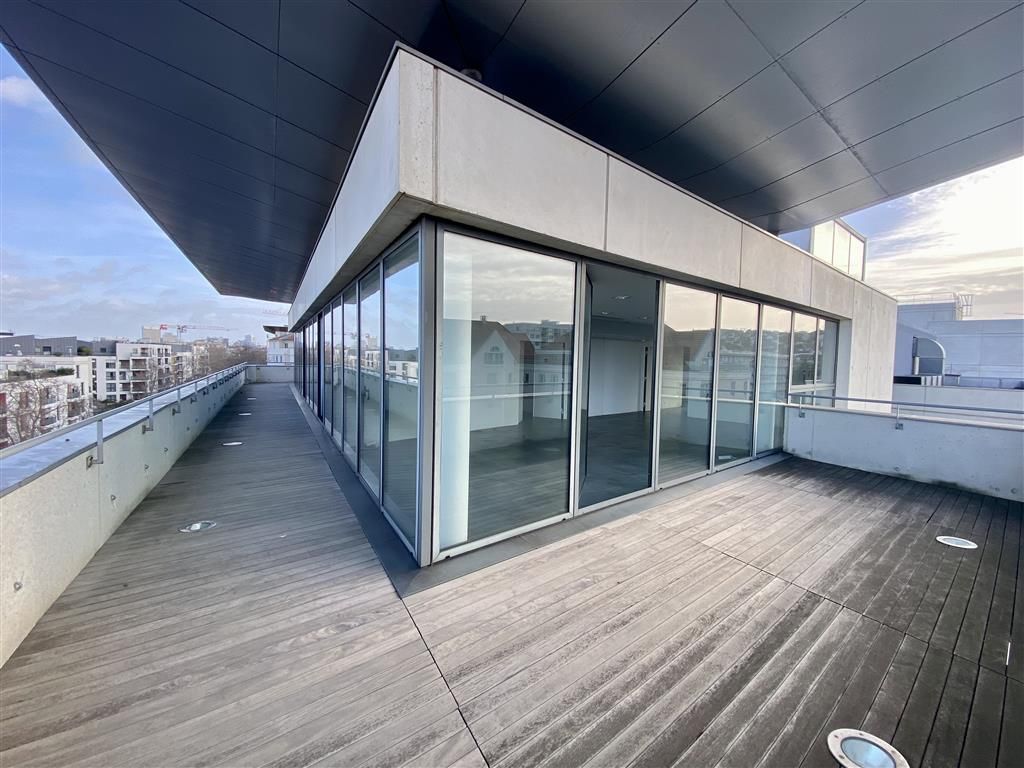 Location bureaux 2946 m² divisibles à partir de 189 m²