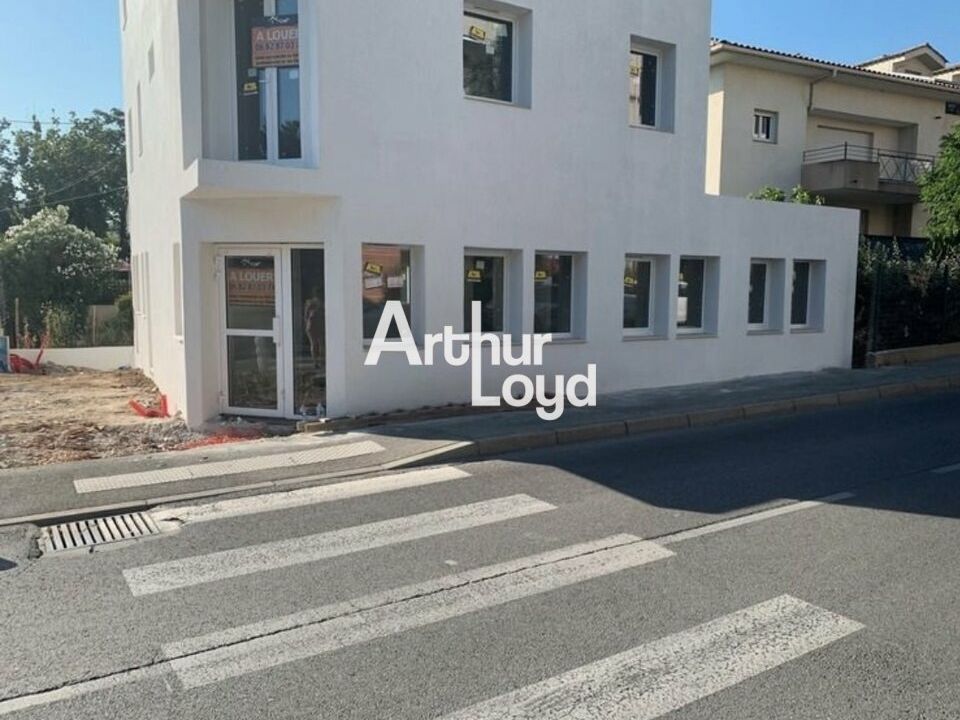 Location local commercial 110 m² non divisibles