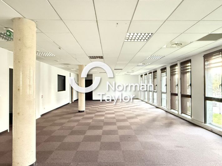 Location bureaux 181 m² non divisibles