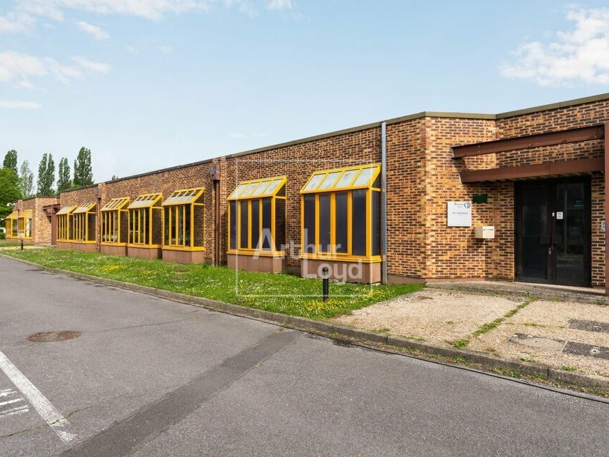 Locaux d'activité à louer dans un Parc arboré