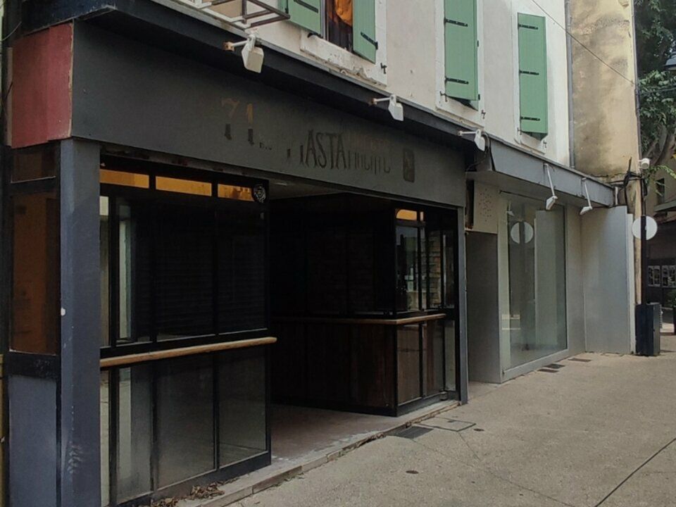 Location local commercial 112.5 m² divisibles à partir de 39 m²