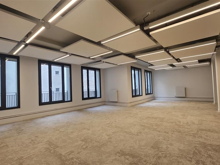 Location bureaux 192 m² non divisibles