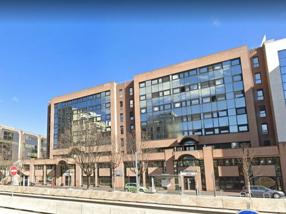 Location bureaux 2535 m² divisibles à partir de 119 m²