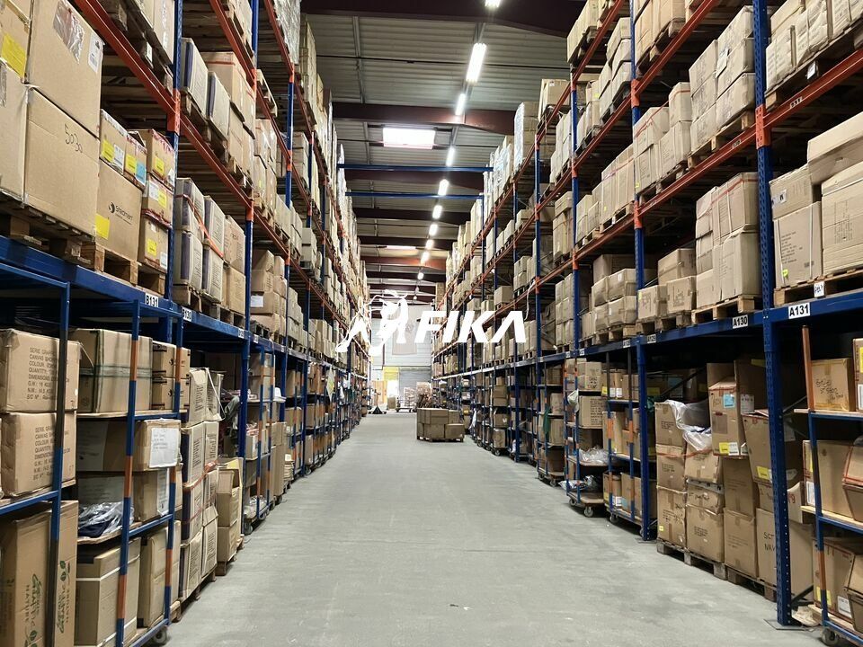 Local d'activités à louer à (33320) Le Taillan Medoc