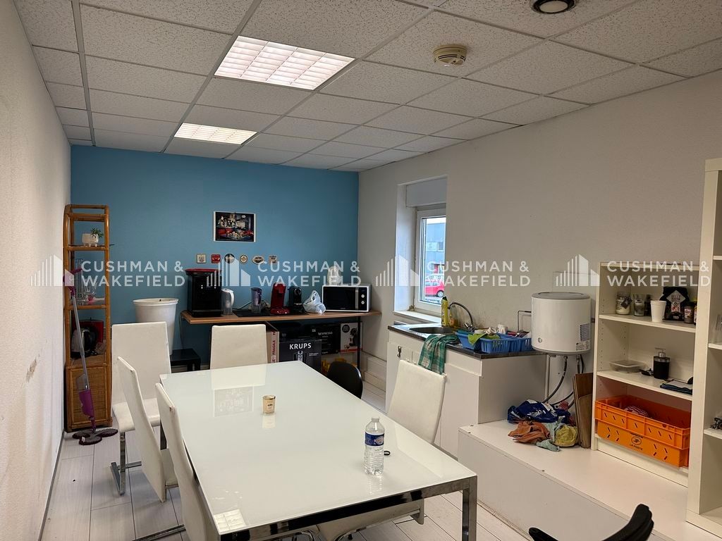 Location bureaux 800 m² divisibles à partir de 390 m²