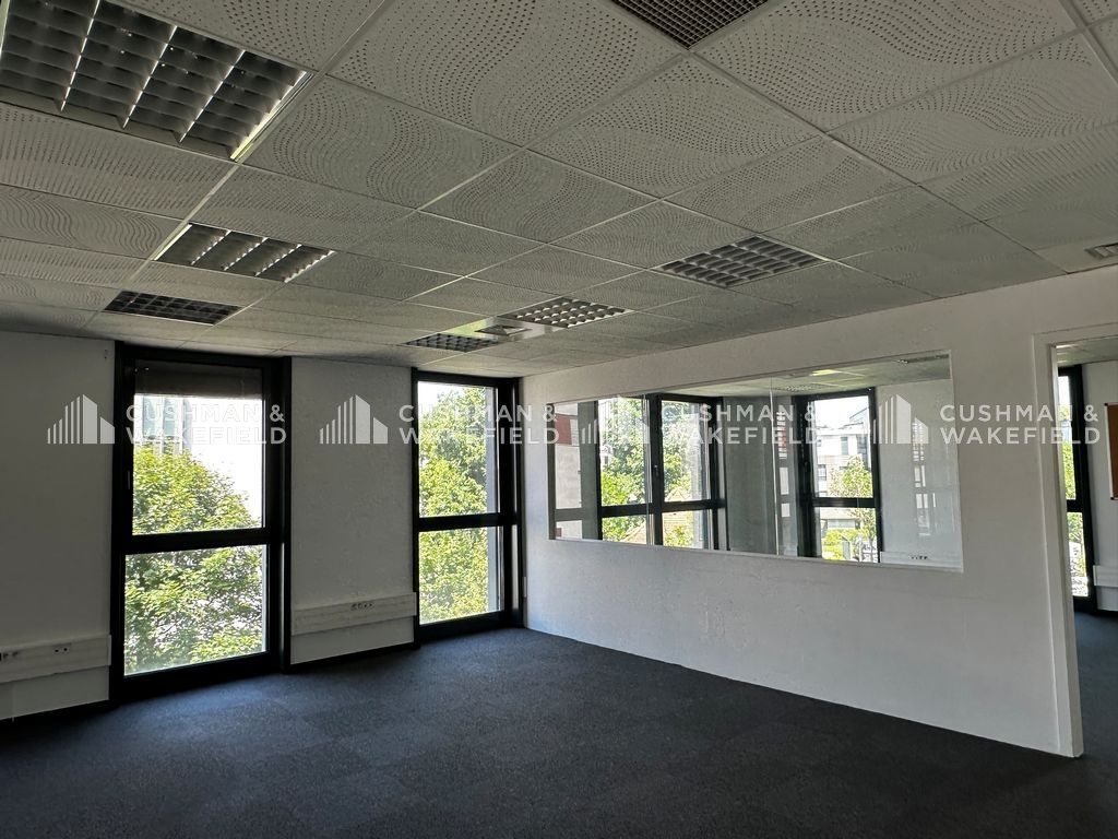 Location bureaux 277 m² divisibles à partir de 60 m²