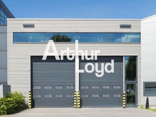 Location activité/entrepôt Grasse (06130) - 1717 m²