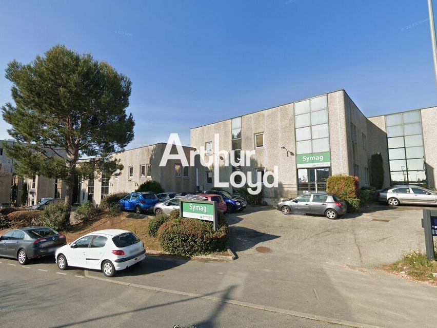 Location local d''activites 481 m² non divisibles