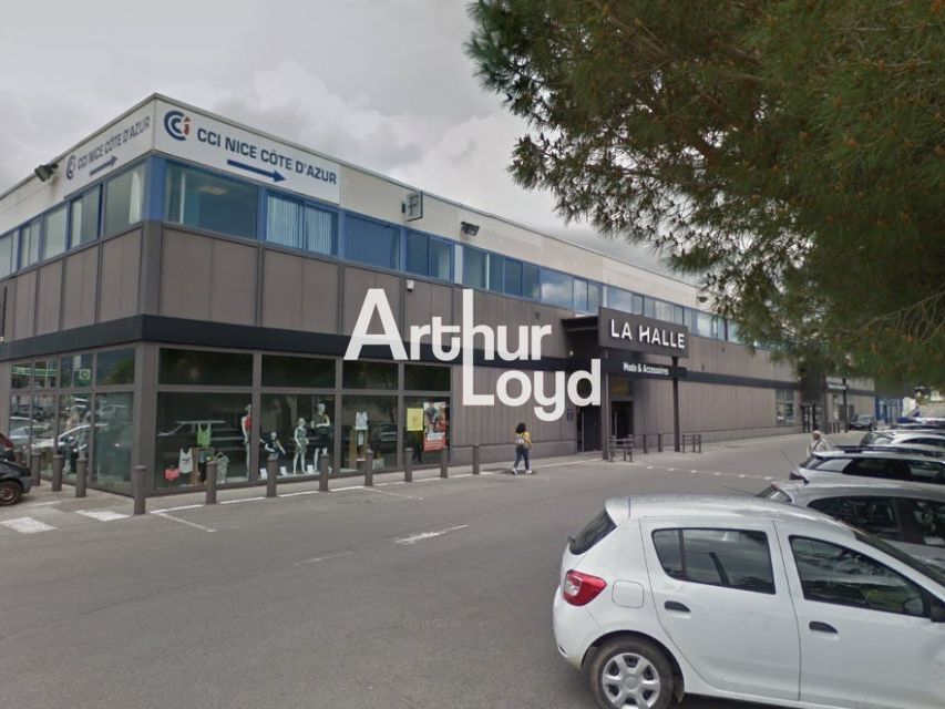 Bureaux 558 m² à louer - Situation centrale - Grasse Quartier Val Paoute