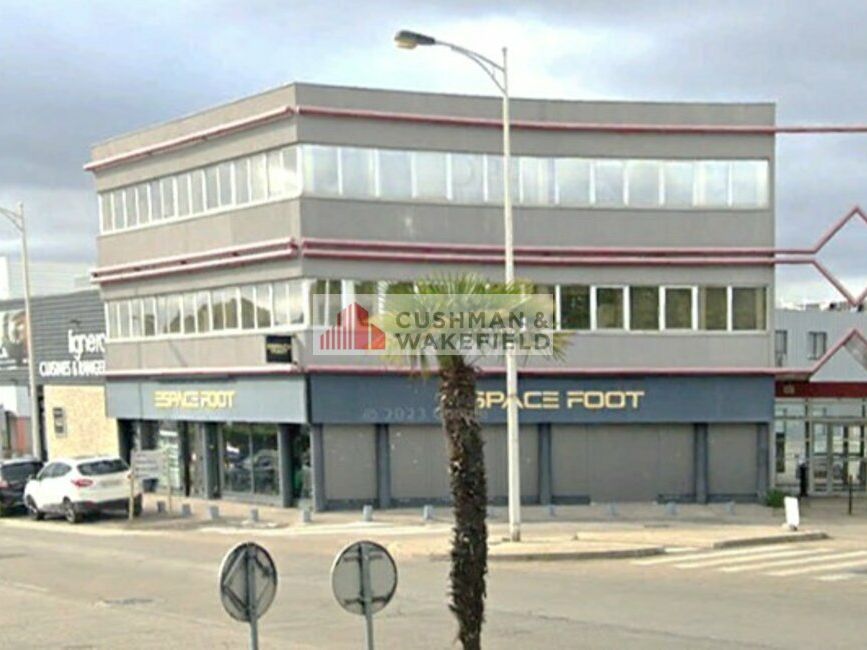 NIMES - BUREAUX A LOUER