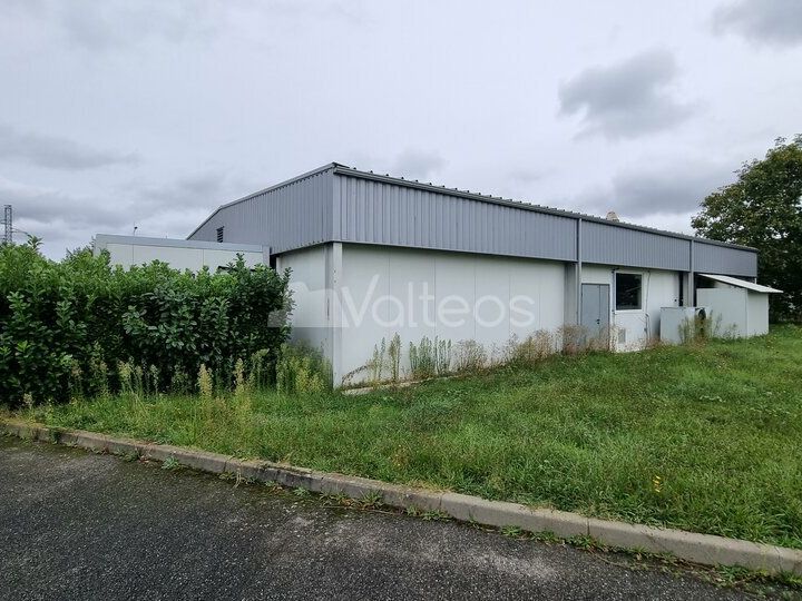 Vente local d''activites 370 m² non divisibles