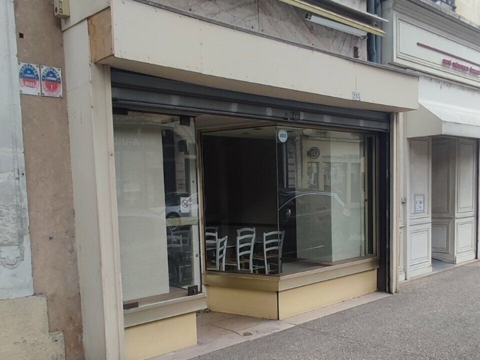 Location local commercial 45 m² non divisibles