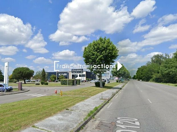 760 m² pour ce local commercial en location à Portet sur garonne