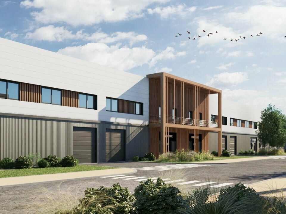 Location local d''activites 500 m² non divisibles