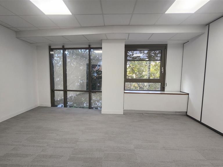 Location Bureaux 188 m² non divisibles